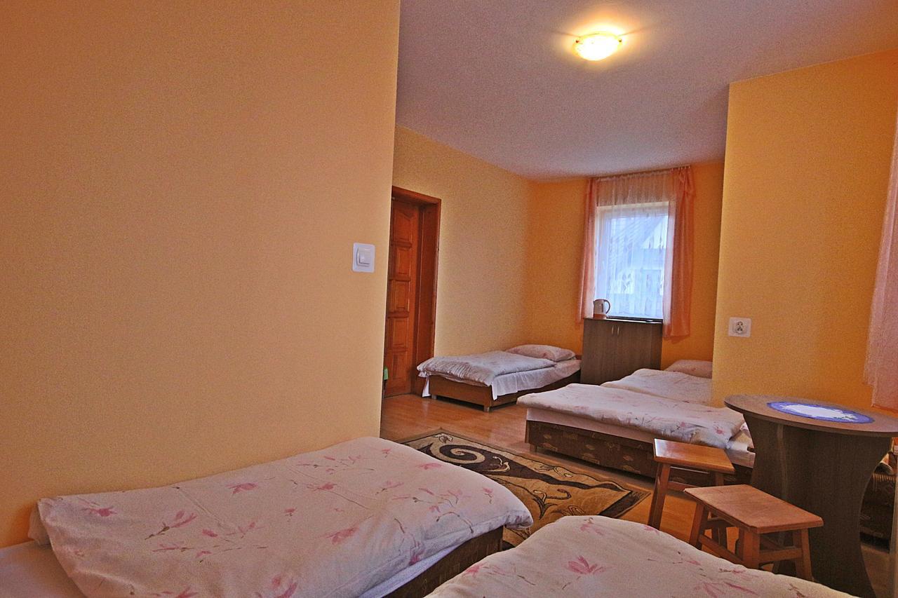 Dom Wczasowy " U Jozefa " Zakopane Luaran gambar